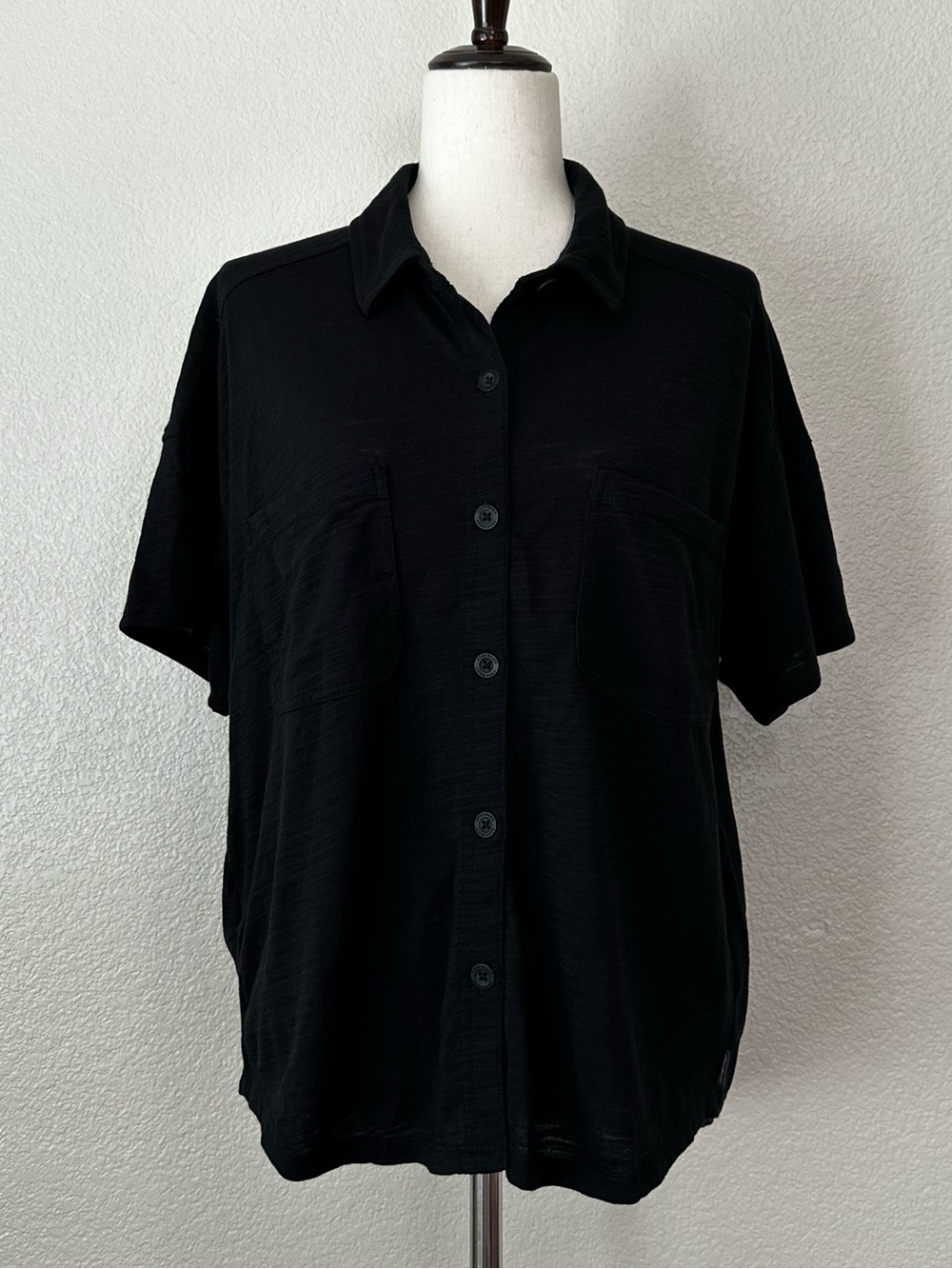 Eddie Bauer Women's BUNDLE (3) Short Sleeves Button Down Top, Sz Large - Picture 2 of 11